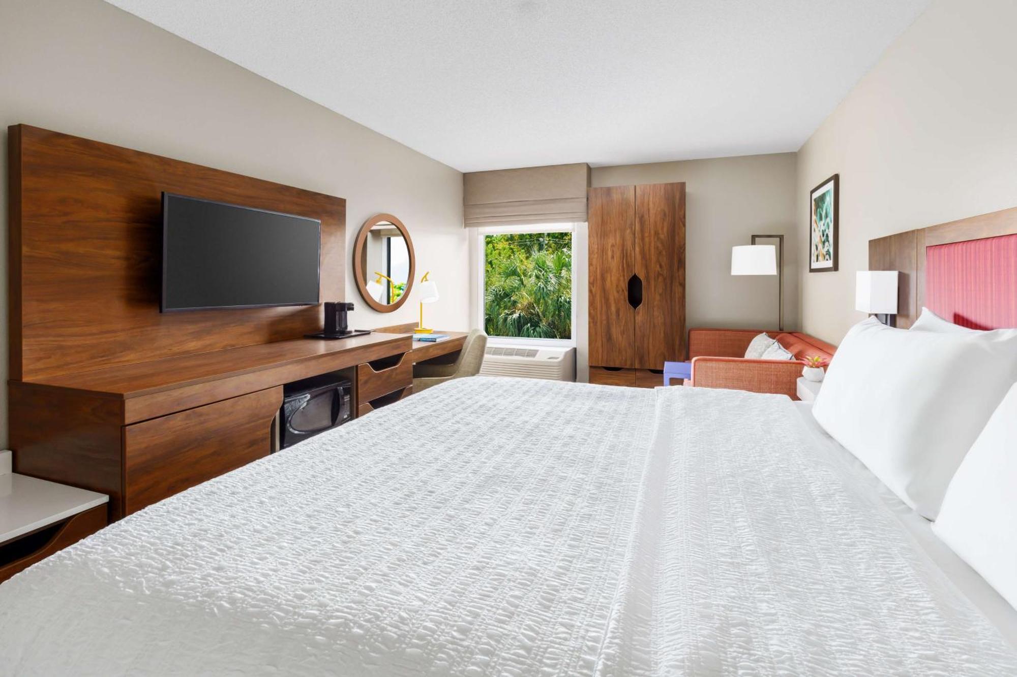 Hampton Inn Ft. Lauderdale-Cypress Creek Форт-Лодердейл Экстерьер фото
