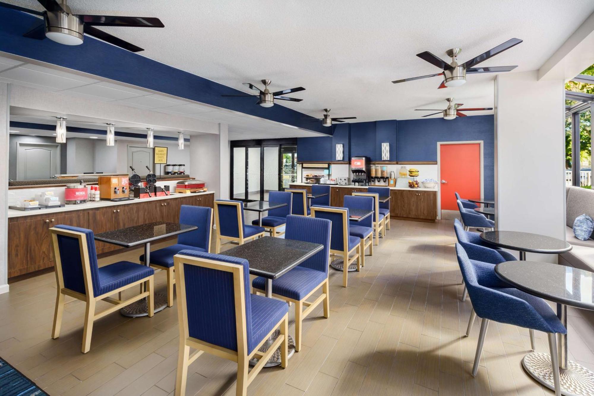 Hampton Inn Ft. Lauderdale-Cypress Creek Форт-Лодердейл Экстерьер фото