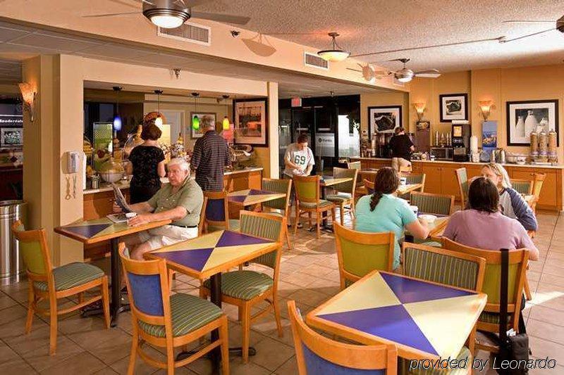 Hampton Inn Ft. Lauderdale-Cypress Creek Форт-Лодердейл Ресторан фото